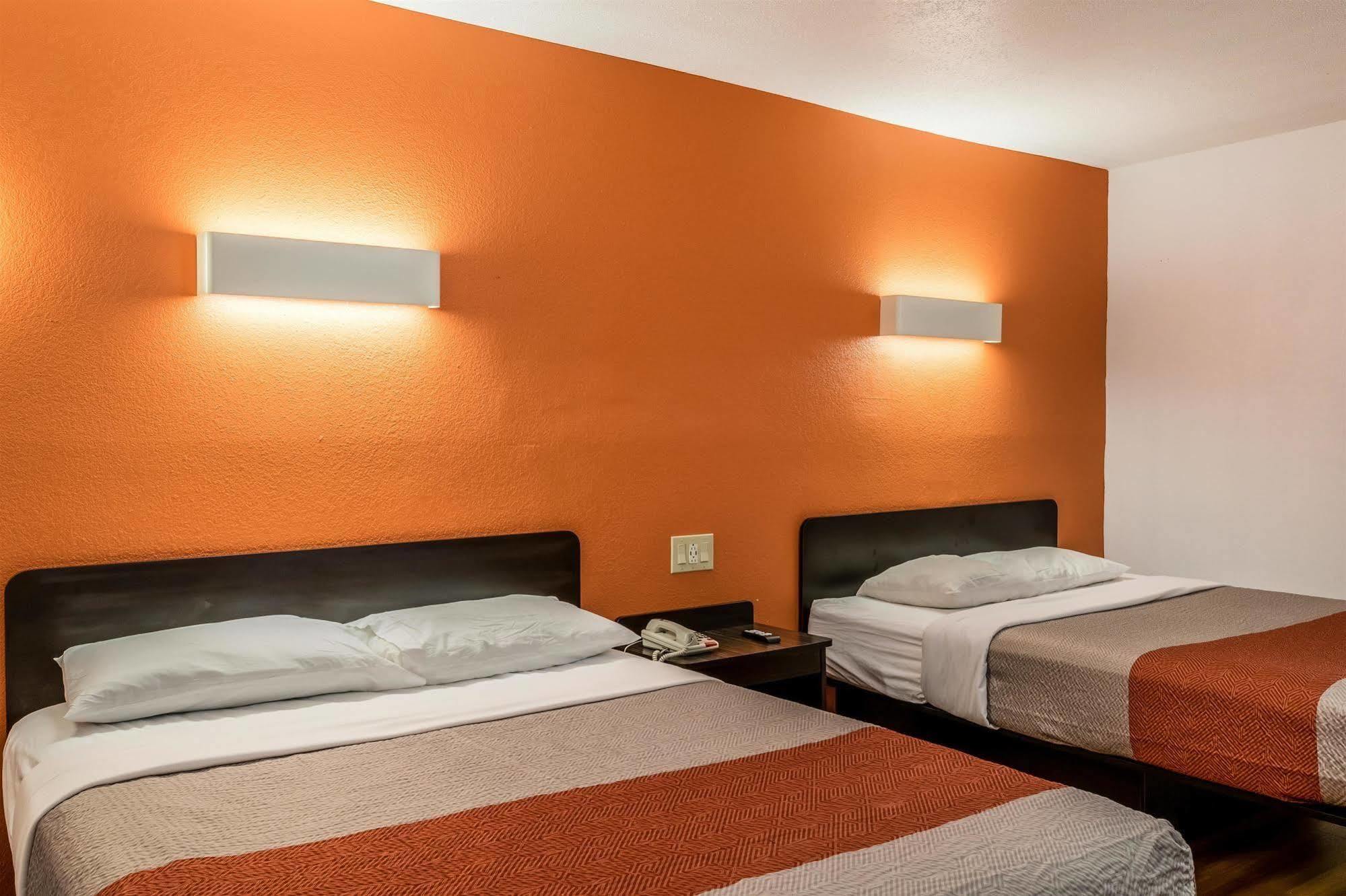 Motel 6 Florence, Ky - Cincinnati Airport Eksteriør billede