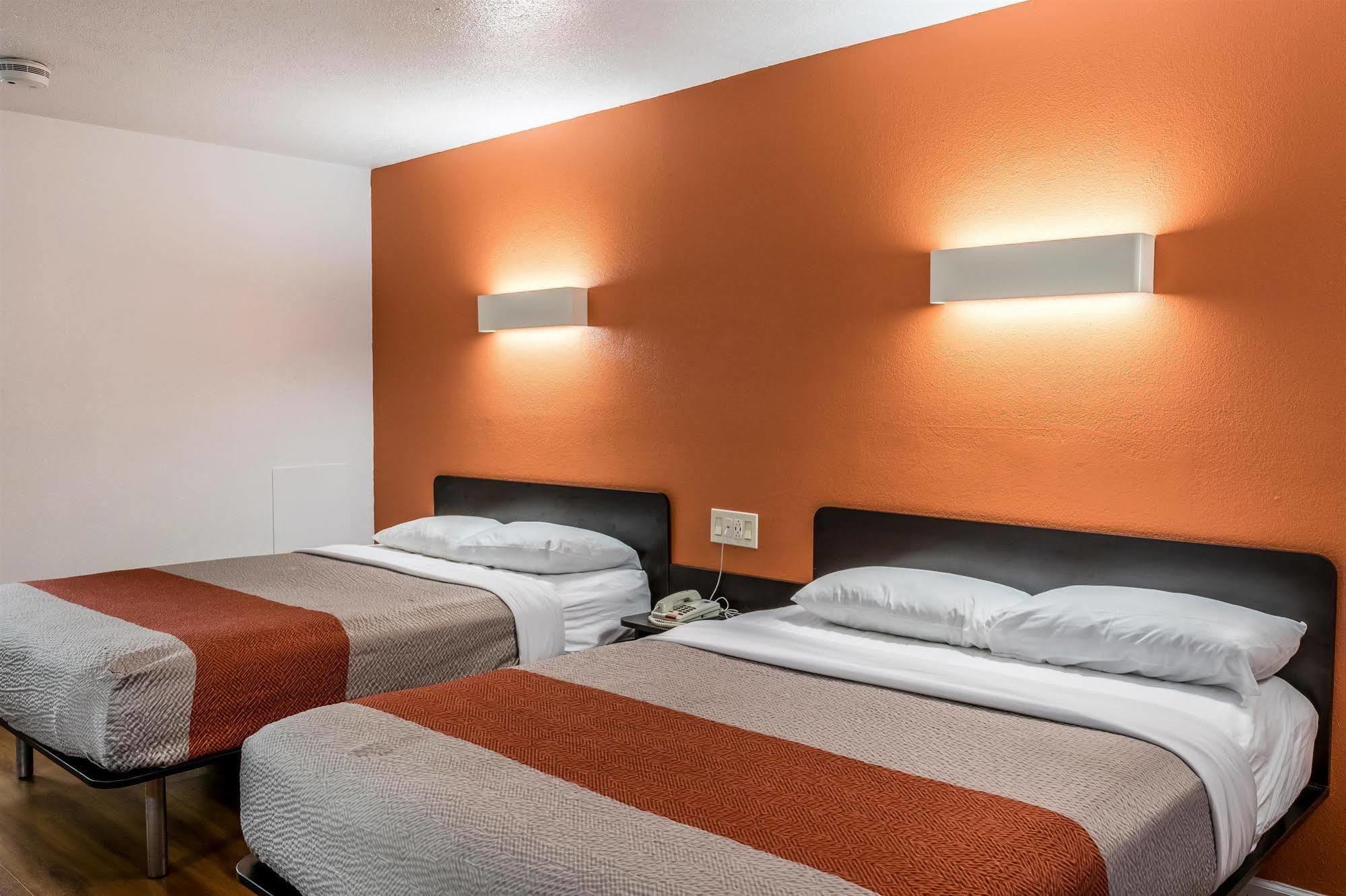 Motel 6 Florence, Ky - Cincinnati Airport Eksteriør billede